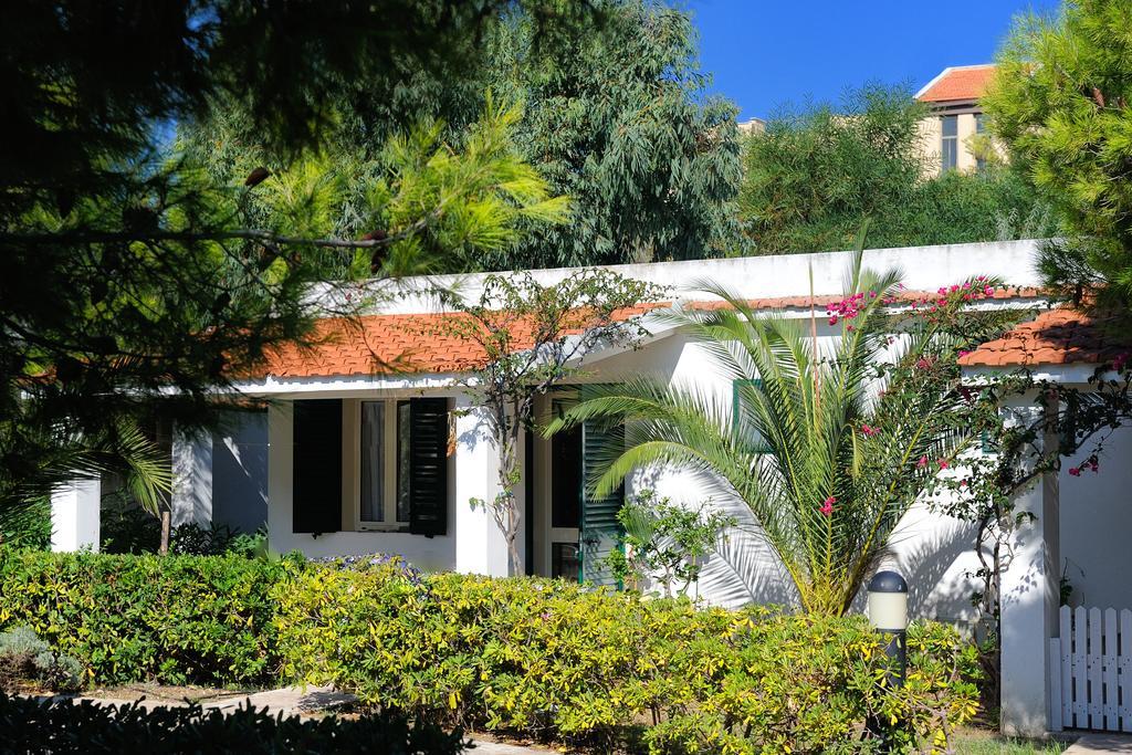Baia Degli Aranci Suite & Apartments Vieste
