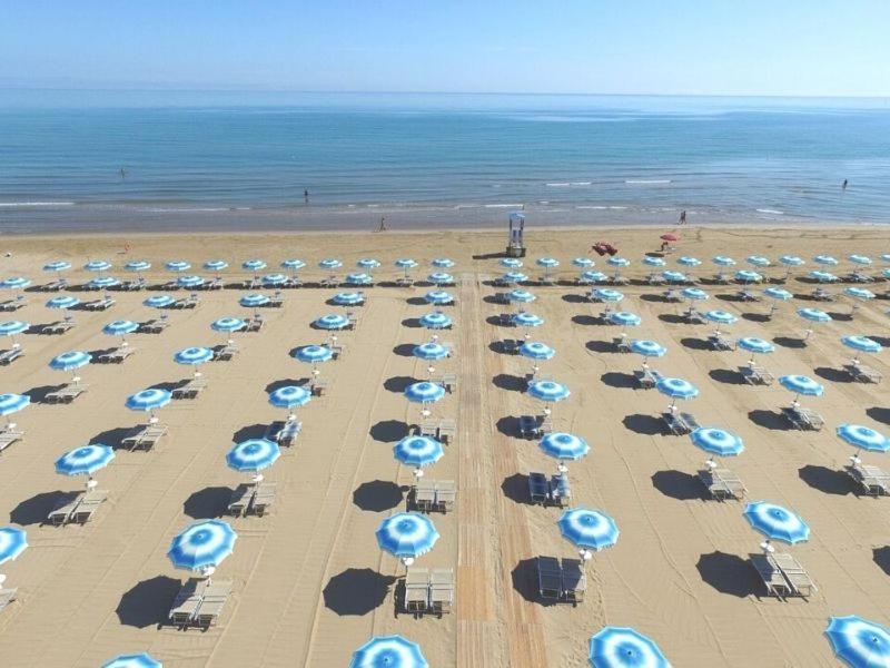 Baia Degli Aranci Suite & Apartments Vieste