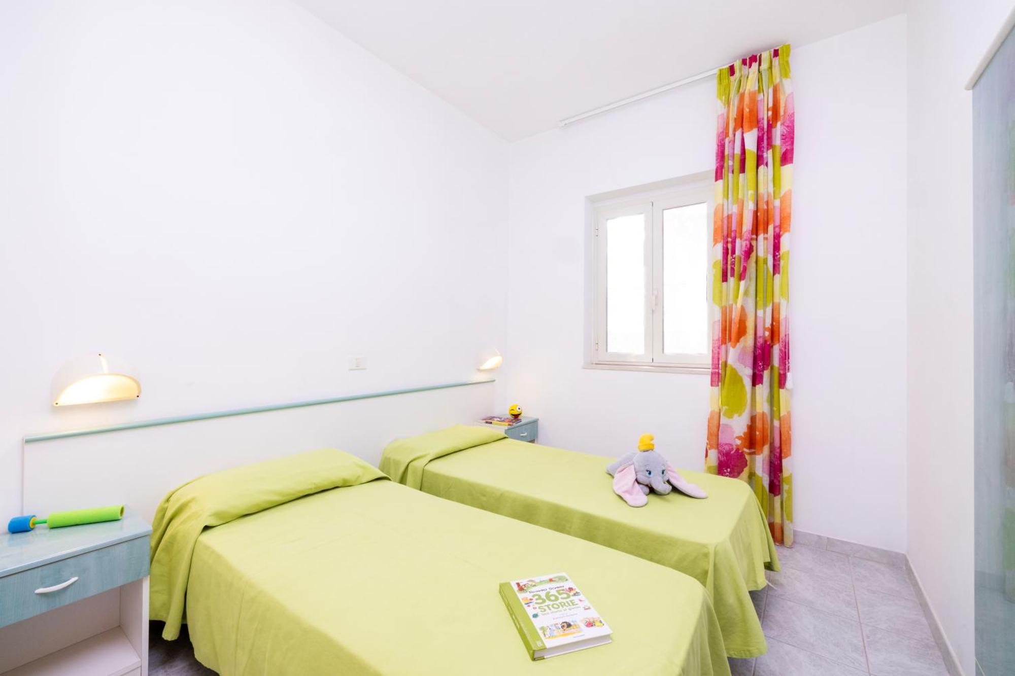 Baia Degli Aranci Suite & Apartments Holiday park Vieste