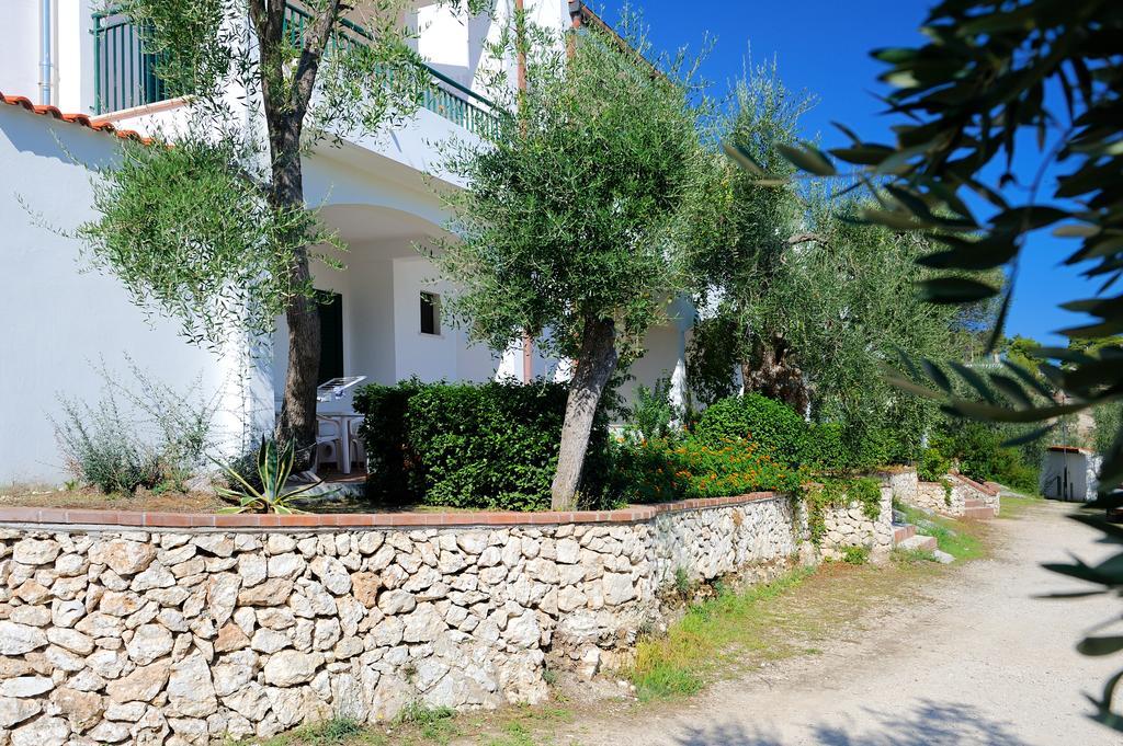Baia Degli Aranci Suite & Apartments Ferienpark 4*